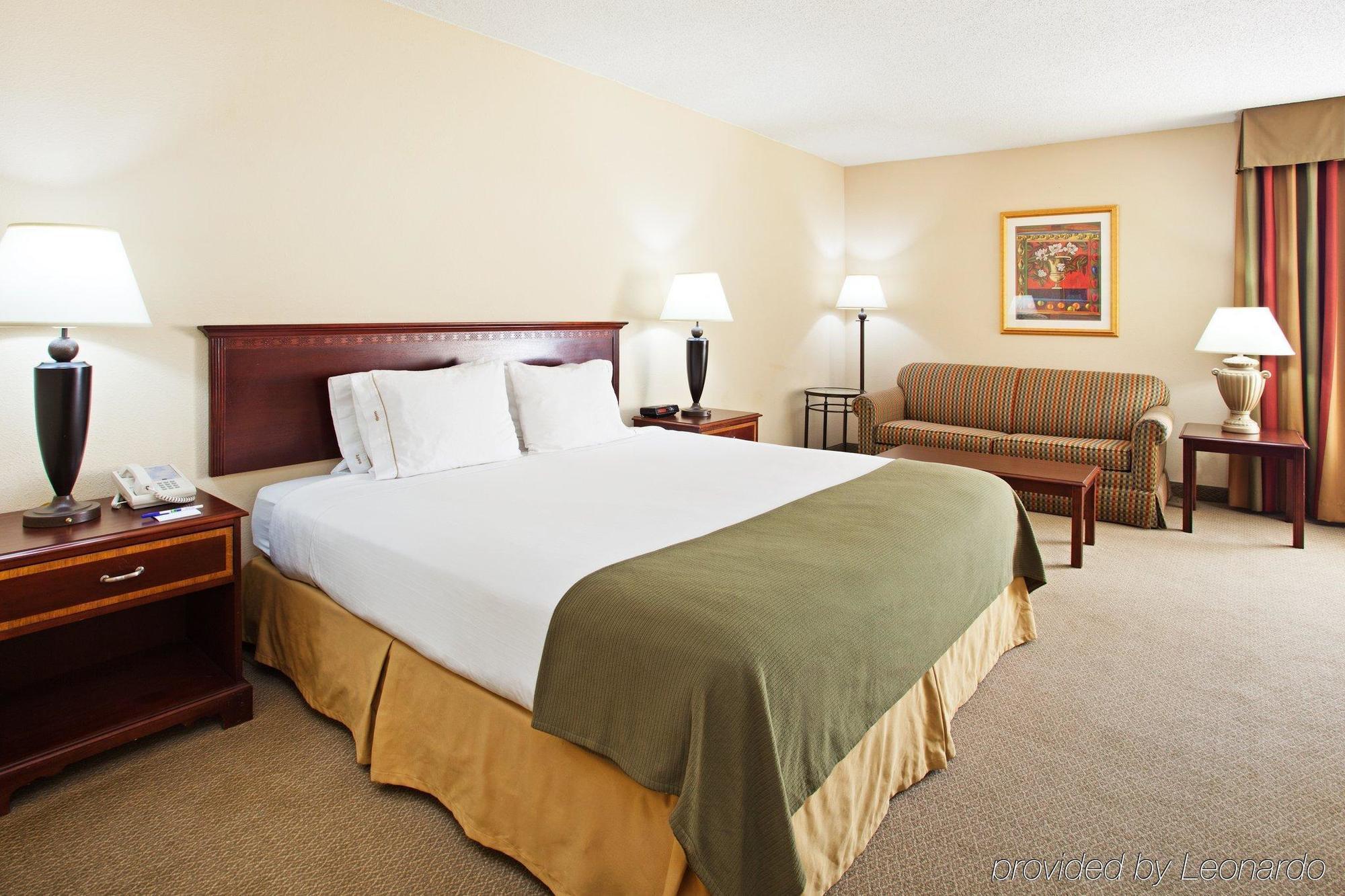 Holiday Inn Express Hotel & Suites Pigeon Forge By Ihg Kamer foto